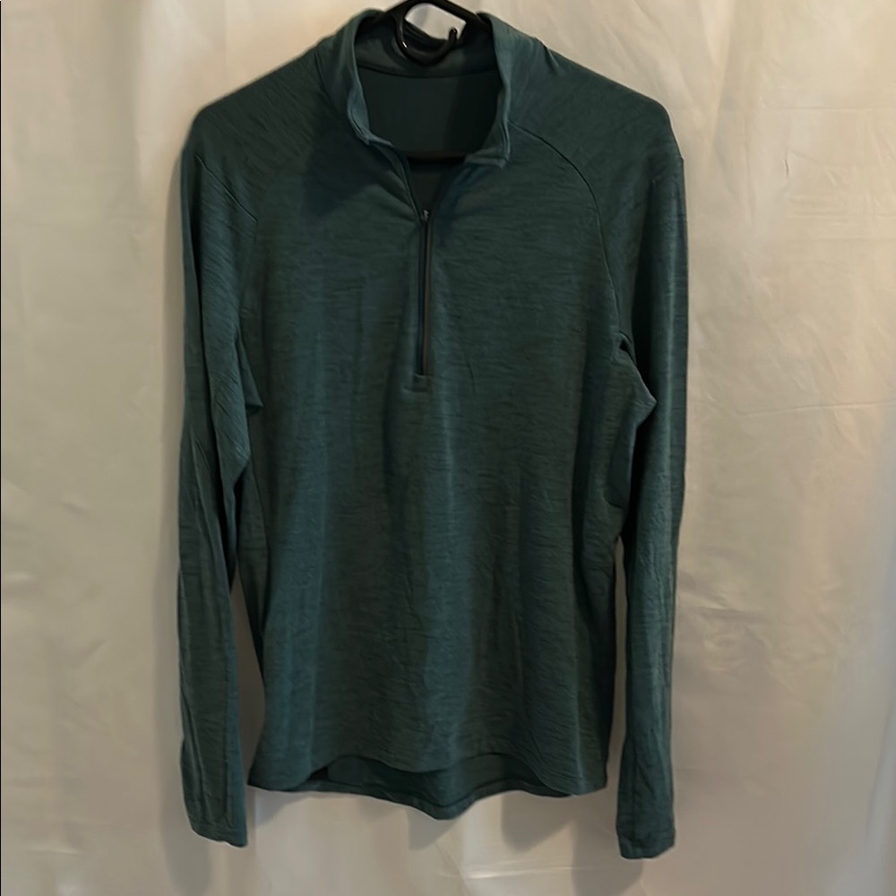 lululemon athletica Men's Green Long Sleeve Shirt